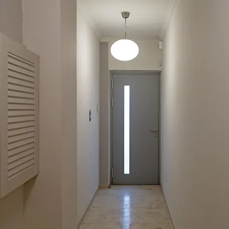 Πολυτελές Παραθαλάσσιο Διαμέρισμα Στη Καλαμάτα מראה חיצוני תמונה